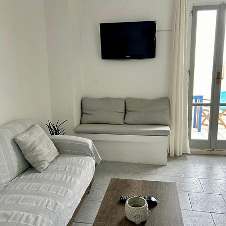 Inej Maisonette Ermoupoli Exteriör bild